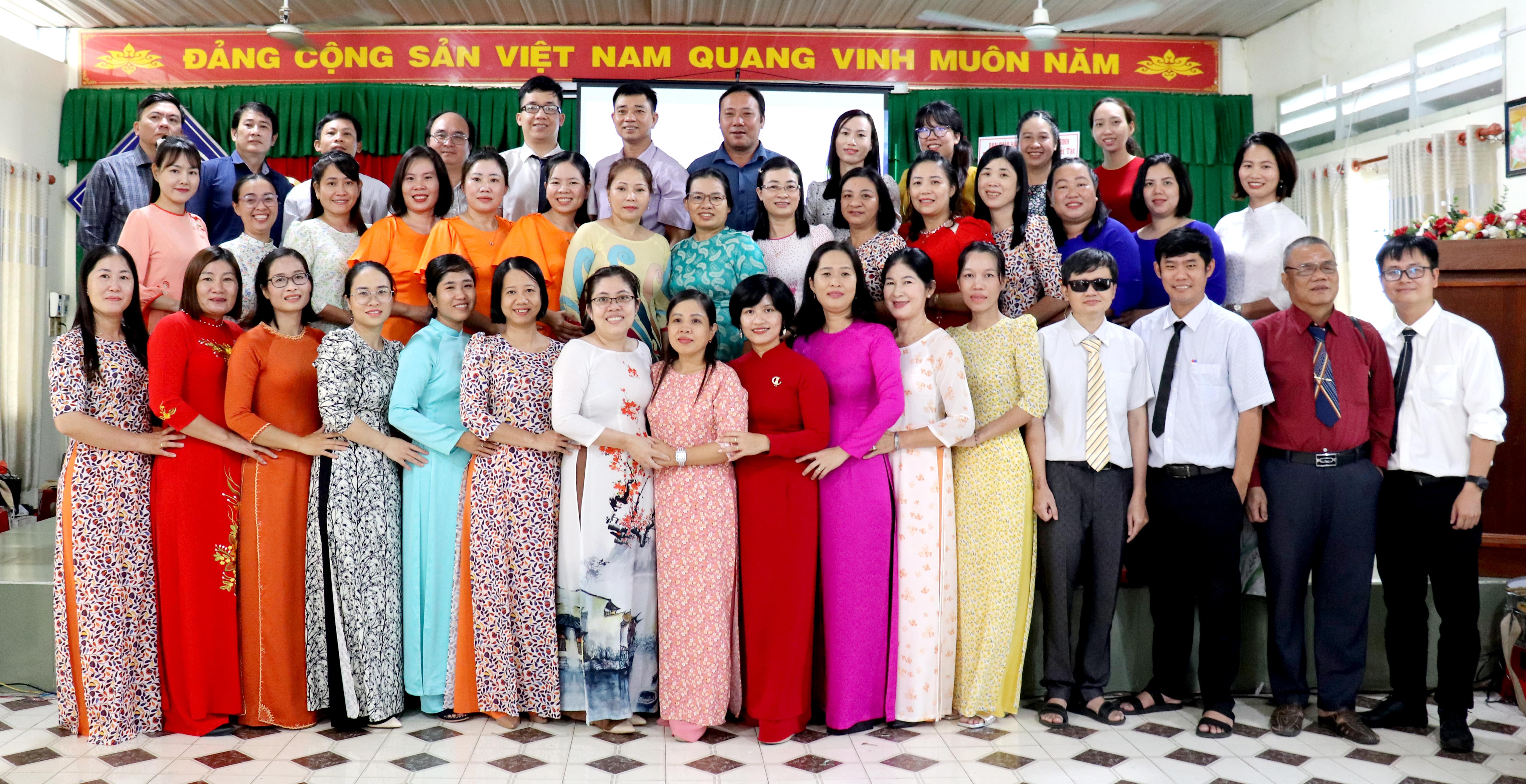 Ngày nhà giáo Việt Nam 20-11